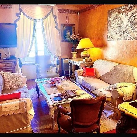 Appartement De Luxe Au Coeur De Saint-Tropez Esterno foto