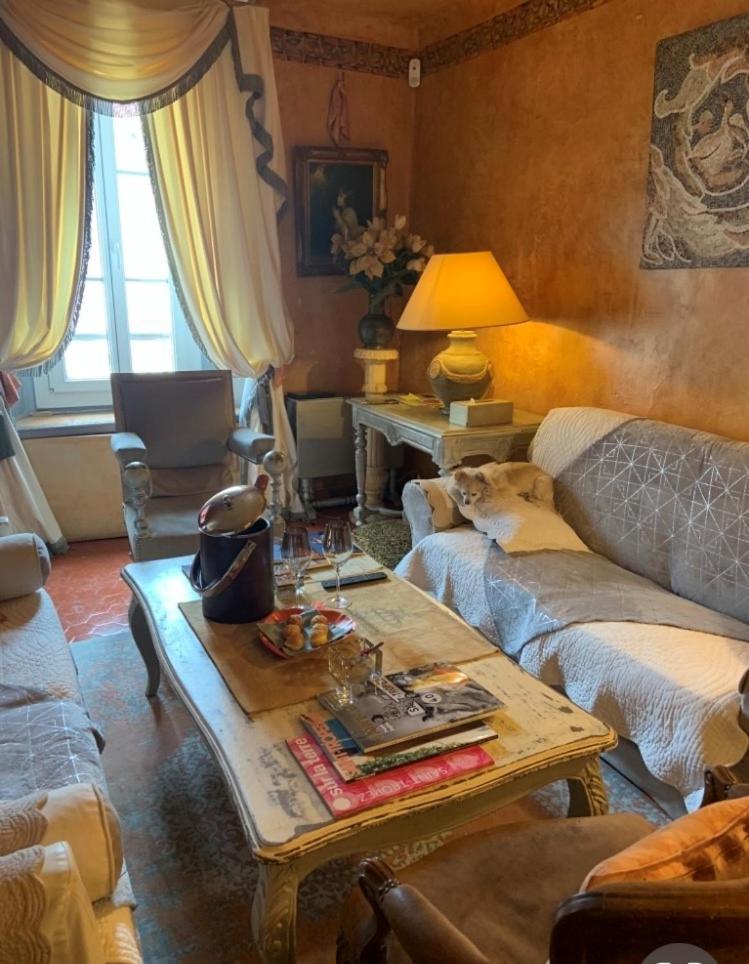 Appartement De Luxe Au Coeur De Saint-Tropez Esterno foto