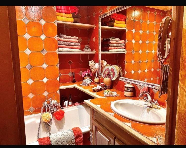 Appartement De Luxe Au Coeur De Saint-Tropez Esterno foto