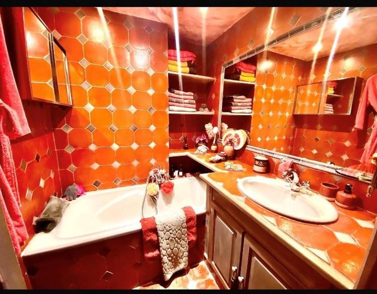 Appartement De Luxe Au Coeur De Saint-Tropez Esterno foto