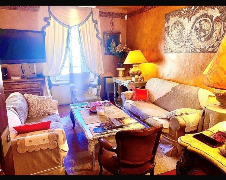 Appartement De Luxe Au Coeur De Saint-Tropez Esterno foto